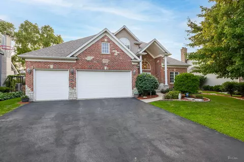 12534 Lily Ln, Plainfield, IL 60585 photo 2