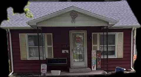 313 N 2nd Ave, Chenoa, IL 61726