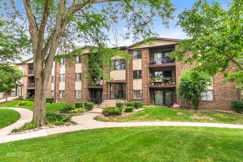 14033 Laramie Ave #423, Crestwood, IL 60418