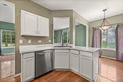 1661 Spaulding Rd, Bartlett, IL 60103 photo 9