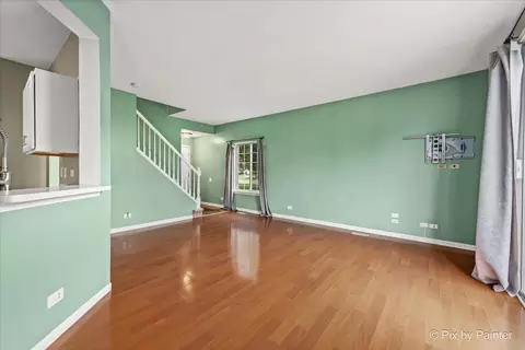 1661 Spaulding Rd, Bartlett, IL 60103 photo 5