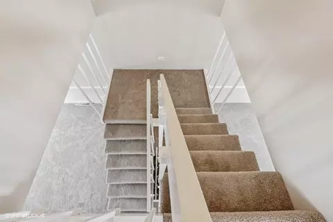 776 Golfview Dr, Roselle, IL 60172 photo 17