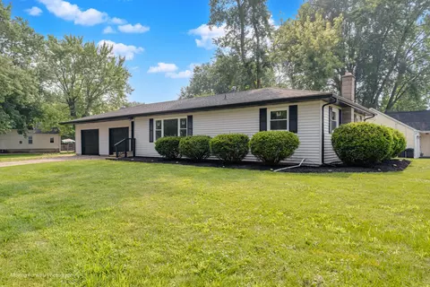 939 N Wolfe St, Sandwich, IL 60548