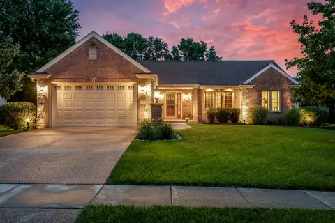 4768 Lindbloom Ln, Cherry Valley, IL 61016
