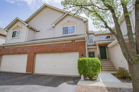 167 Southwicke Dr, Streamwood, IL 60107