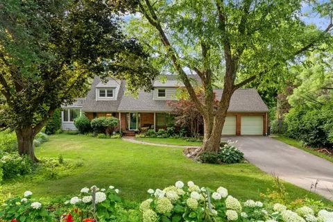 1928 Bradley Rd, Rockford, IL 61107