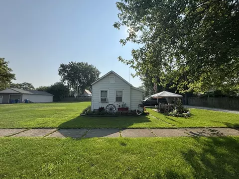 3345 Green St, Steger, IL 60475