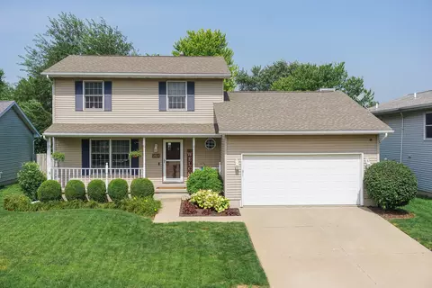 2819 Rutherford Dr, Bloomington, IL 61705