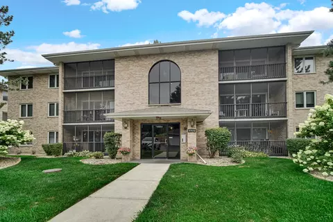 4930 134th Ct #312, Crestwood, IL 60418