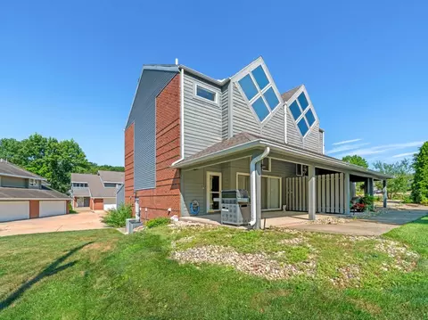 2411 Reynolds Manor St #2411, Ottawa, IL 61350