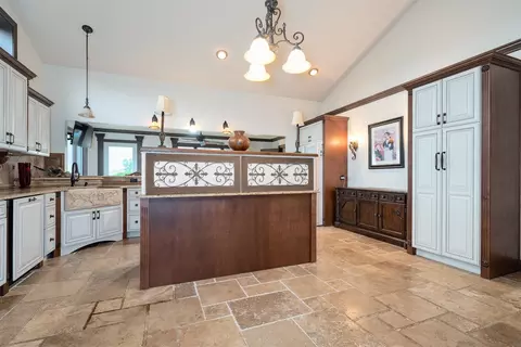 Kitchen - 3903 Dunloe Pl, Bloomington, IL 61704 photo 1 of 5