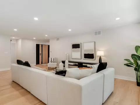 104 Devon Ln, Naperville, IL 60540 photo 17