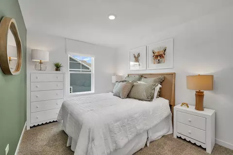Bedroom - 2259 Riesling Rd, Oswego, IL 60543 photo 3 of 4