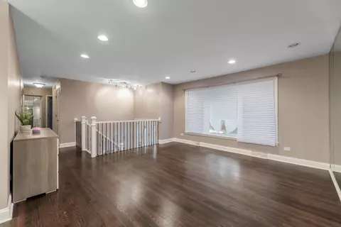 17005 Elm Dr, Hazel Crest, IL 60429 photo 3