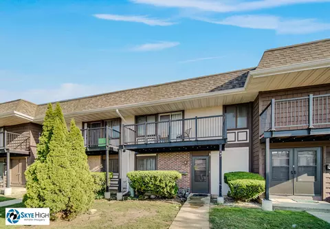 1137 Court A Dr, Hanover Park, IL 60133