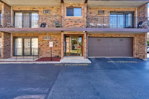 9812 S Nottingham Ave #14, Chicago Ridge, IL 60415