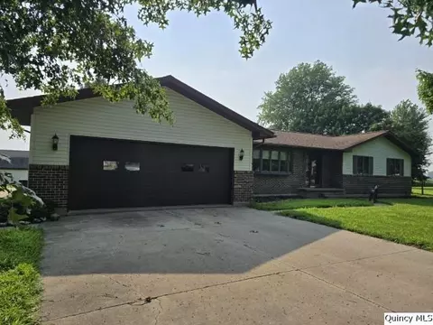 400 N 4th St, Carthage, IL 62321 photo 1