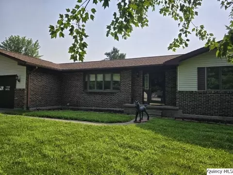 400 N 4th St, Carthage, IL 62321 photo 23