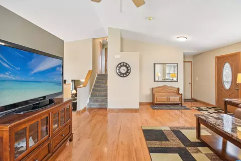 12207 S White Oak Dr, Plainfield, IL 60585 photo 6