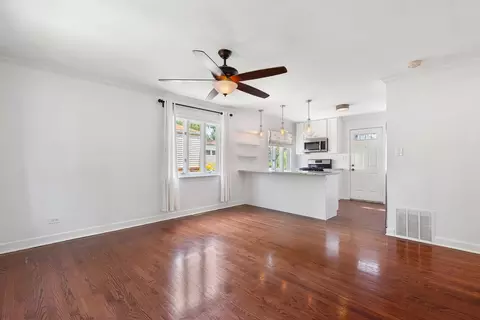 Living - 17 N Pine St, Mount Prospect, IL 60056 photo 1 of 3