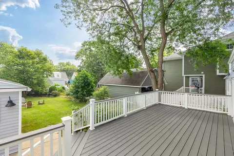 Exterior - 17 N Pine St, Mount Prospect, IL 60056 photo 3 of 10