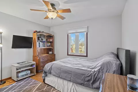 Bedroom - 3000 Miller Dr, Mchenry, IL 60050 photo 4 of 4