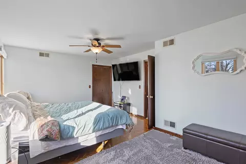 Bedroom - 3000 Miller Dr, Mchenry, IL 60050 photo 3 of 4