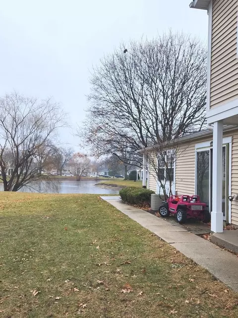 Exterior - 1307 Ely Ct #1307, Wheeling, IL 60090 photo 2 of 2