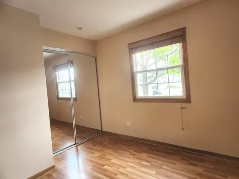Bedroom - 1307 Ely Ct #1307, Wheeling, IL 60090 photo 2 of 2