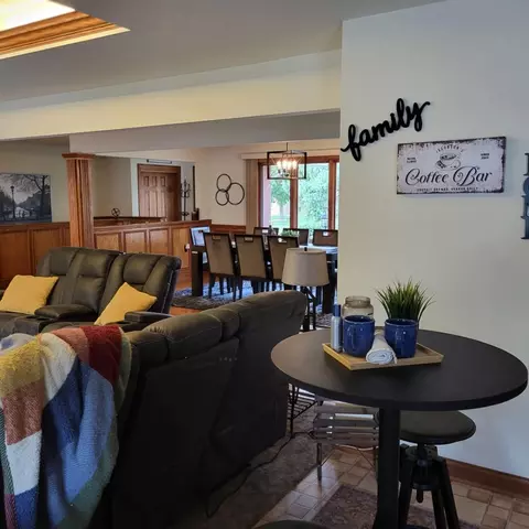 Dining - 12 Warren Dr, Mazon, IL 60444 photo 3 of 3