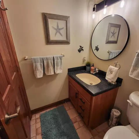 Bath - 12 Warren Dr, Mazon, IL 60444 photo 1 of 4