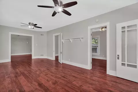 207 E Union St, Seneca, IL 61360 photo 9