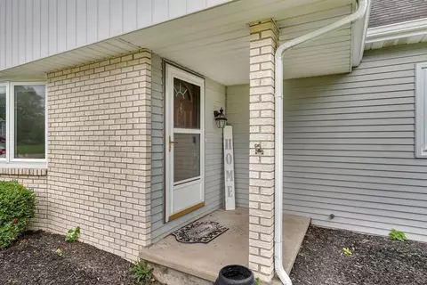 Exterior - 3825 School Dr, Morris, IL 60450 photo 1 of 5
