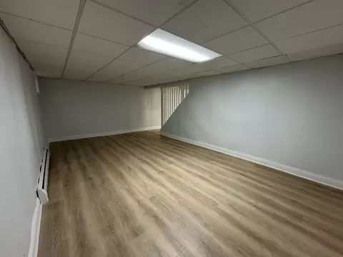 Other - 8852 Robin Dr #E, Des Plaines, IL 60016 photo 3 of 5
