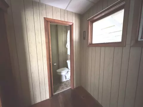 428 W Cherry St, Compton, IL 61318 photo 9