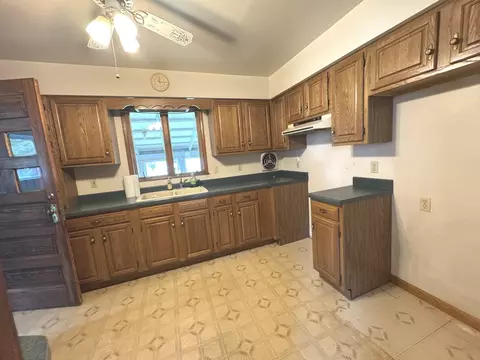 428 W Cherry St, Compton, IL 61318 photo 11