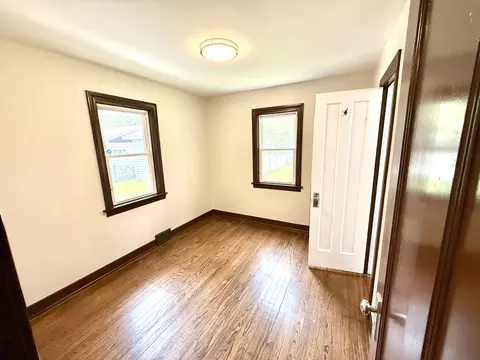 Bedroom - 3217 W 163rd St, Markham, IL 60428 photo 2 of 4