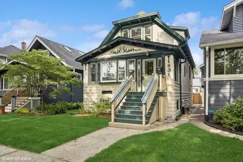 831 Home Ave, Oak Park, IL 60304