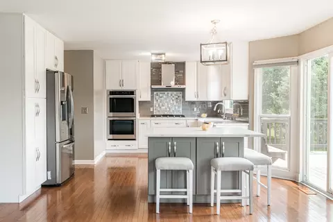 Kitchen - 117 Devonshire Dr, Dekalb, IL 60115 photo 2 of 5