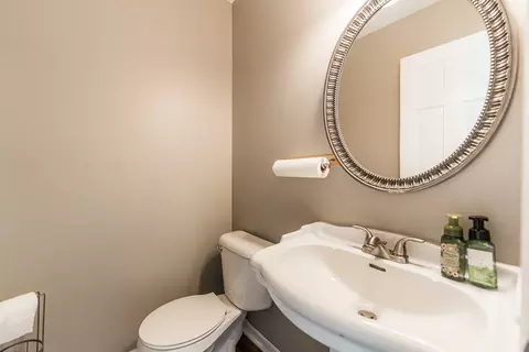 Bath - 117 Devonshire Dr, Dekalb, IL 60115 photo 1 of 4