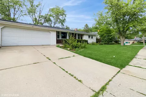 410 Chatham Cir, Buffalo Grove, IL 60089