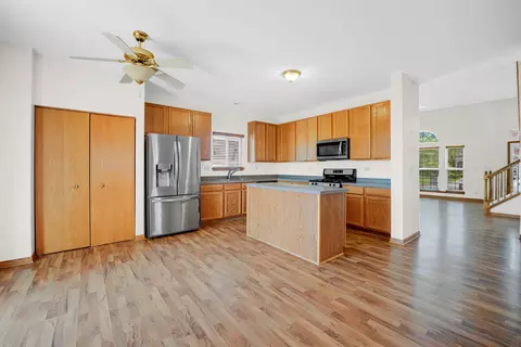 Kitchen - 6907 Twin Falls Dr, Plainfield, IL 60586 photo 2 of 2