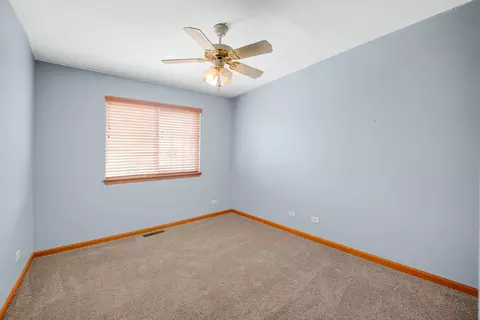 Bedroom - 6907 Twin Falls Dr, Plainfield, IL 60586 photo 3 of 3