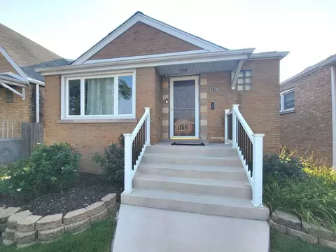 5812 S Moody Ave, Chicago, IL 60638