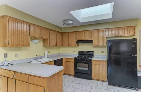 5104 148th St, Midlothian, IL 60445 photo 11