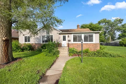 560 S Vermillion St, Coal City, IL 60416