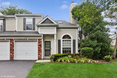 6337 Brighton St, Downers Grove, IL 60516