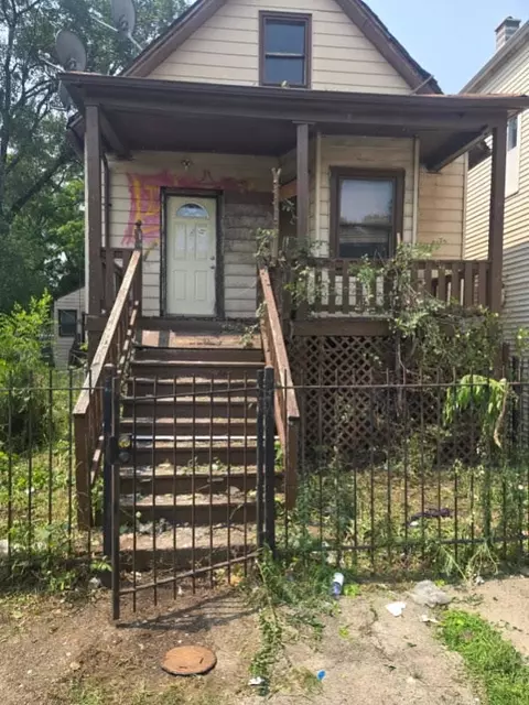 7010 S Paulina St, Chicago, IL 60636