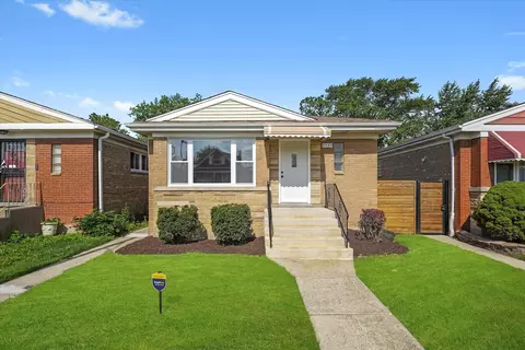 8532 S Damen Ave, Chicago, IL 60620