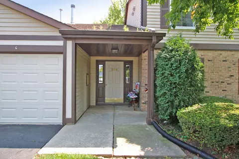 230 Brett Cir #A, Wauconda, IL 60084
